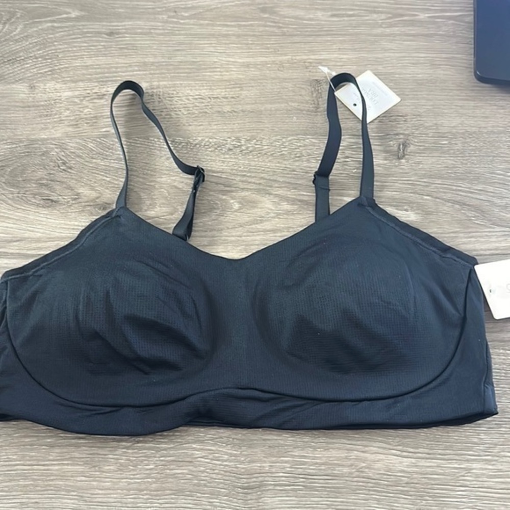 On Gossmer Dot Micro Lounge Bralette Black Size Small
